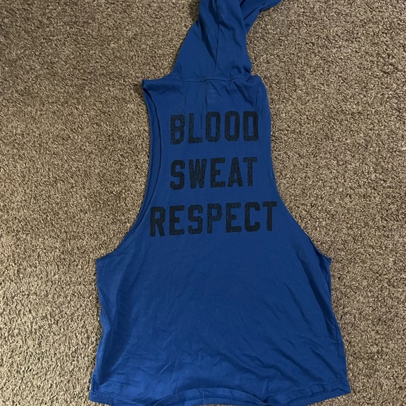 PROJECT ROCK TANK - Picture 2 of 2